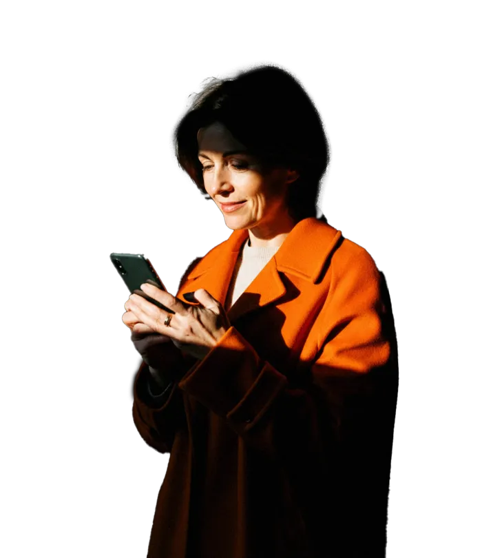 A woman uses NordProtect for credit monitoring.